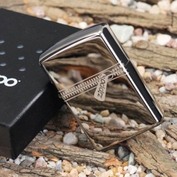 Zippo Zipped