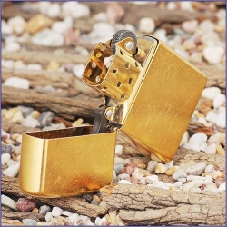 Zippo Gold Dust